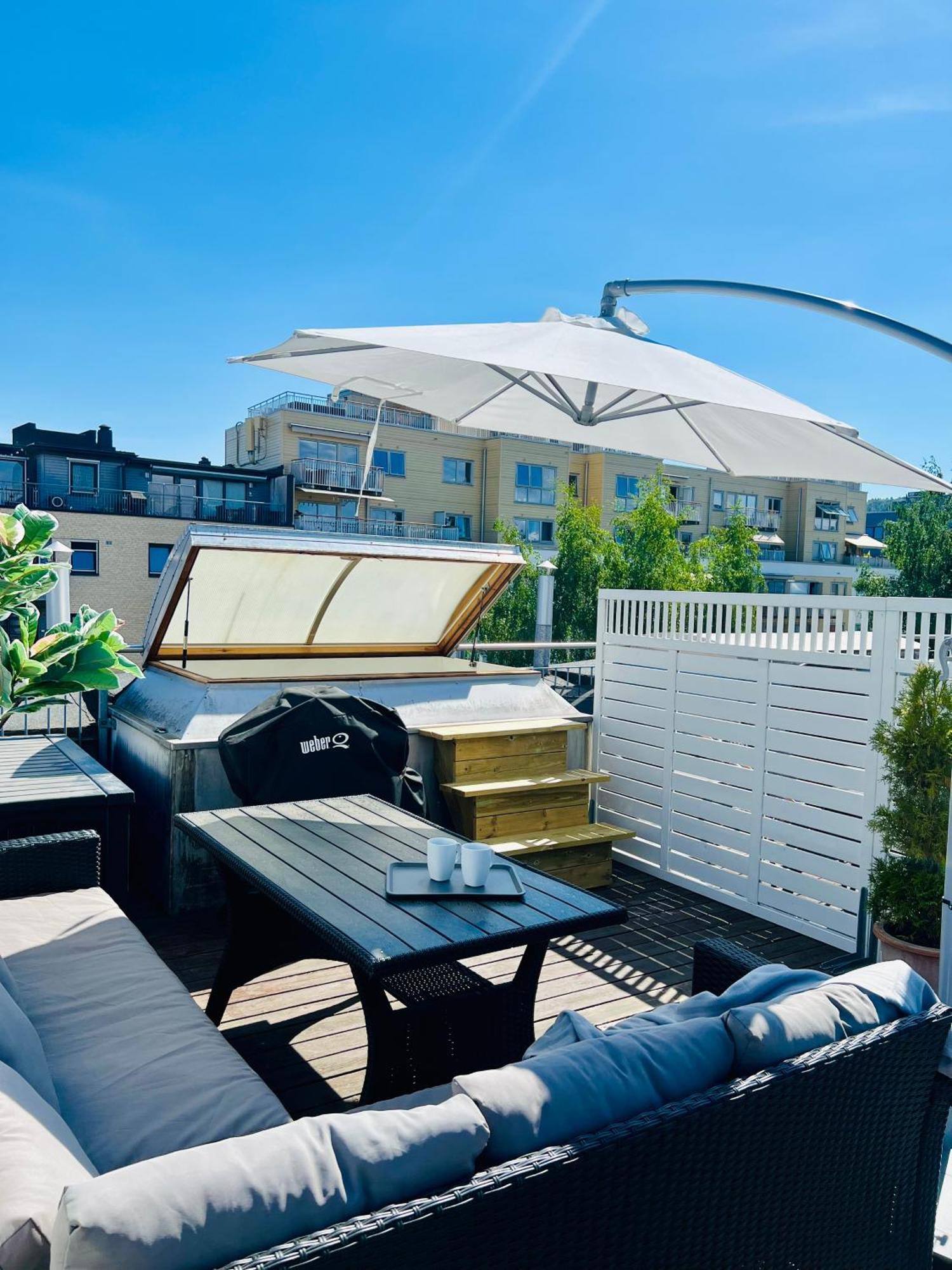 Ultracentral Duplex With Private Rooftop Terrace ออสโล ภายนอก รูปภาพ