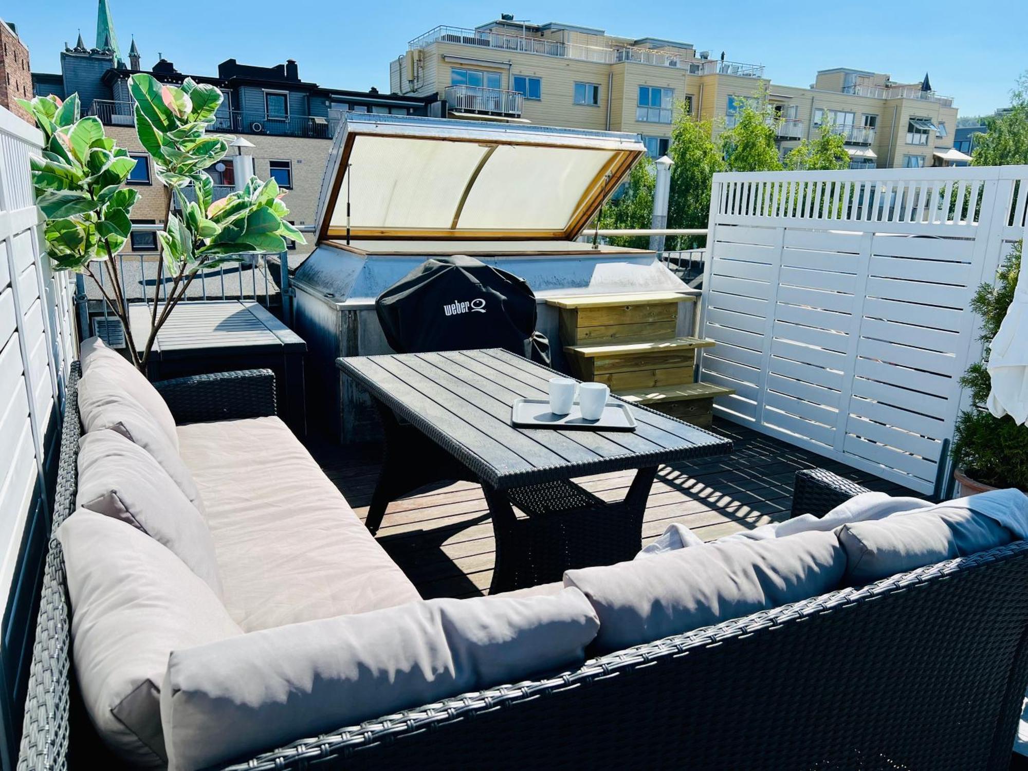 Ultracentral Duplex With Private Rooftop Terrace ออสโล ภายนอก รูปภาพ